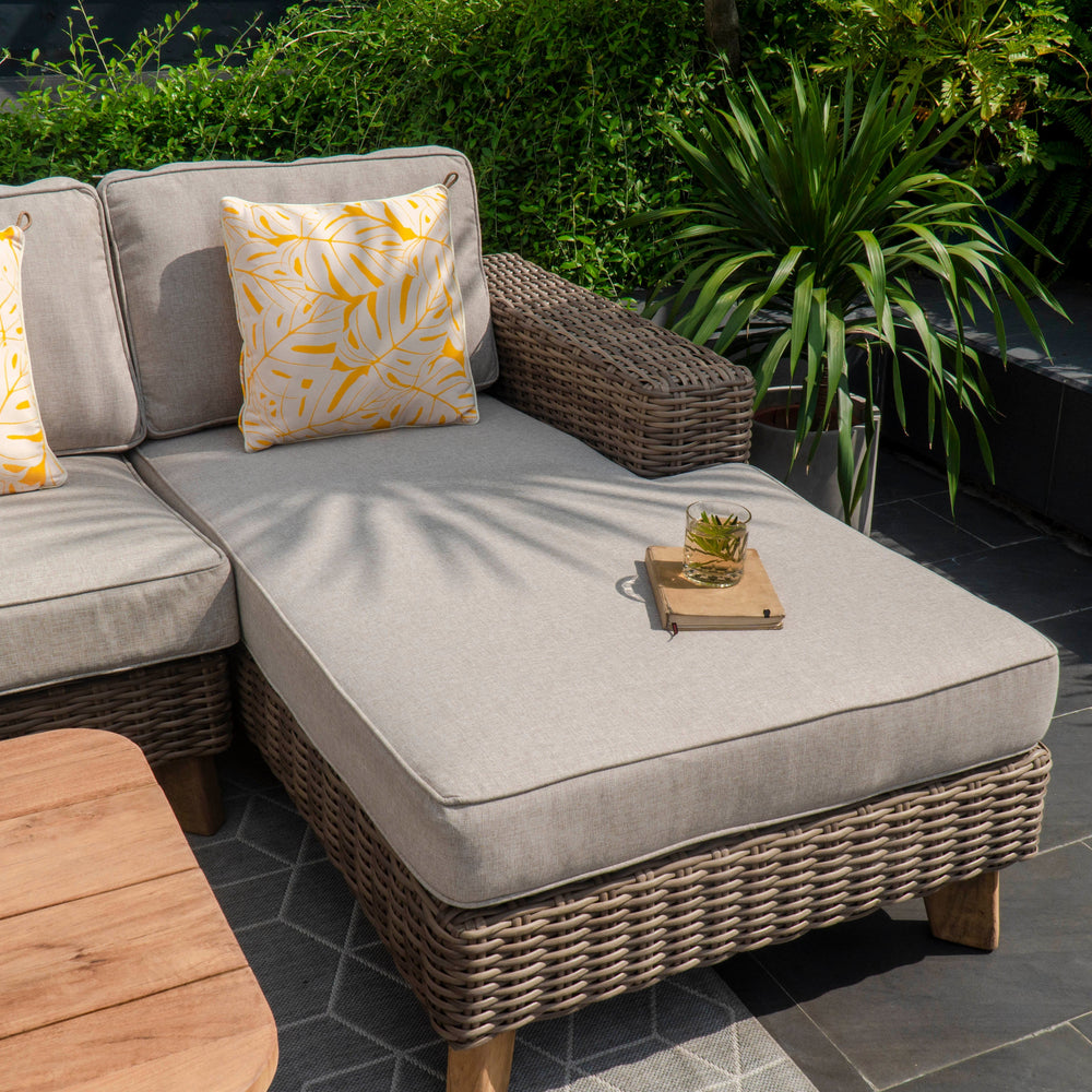 
                      
                        Bahamas Left Arm Chaise Lounge
                      
                    