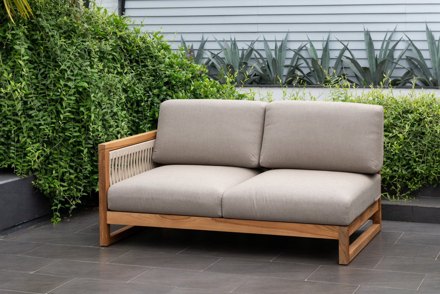 Fuegi Sectional 2 Seater