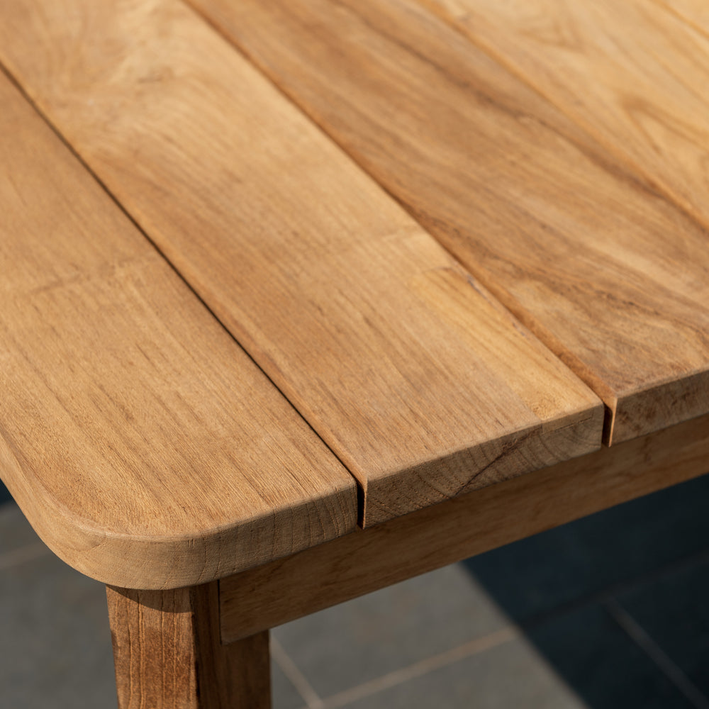 
                      
                        Meru Dining Table
                      
                    