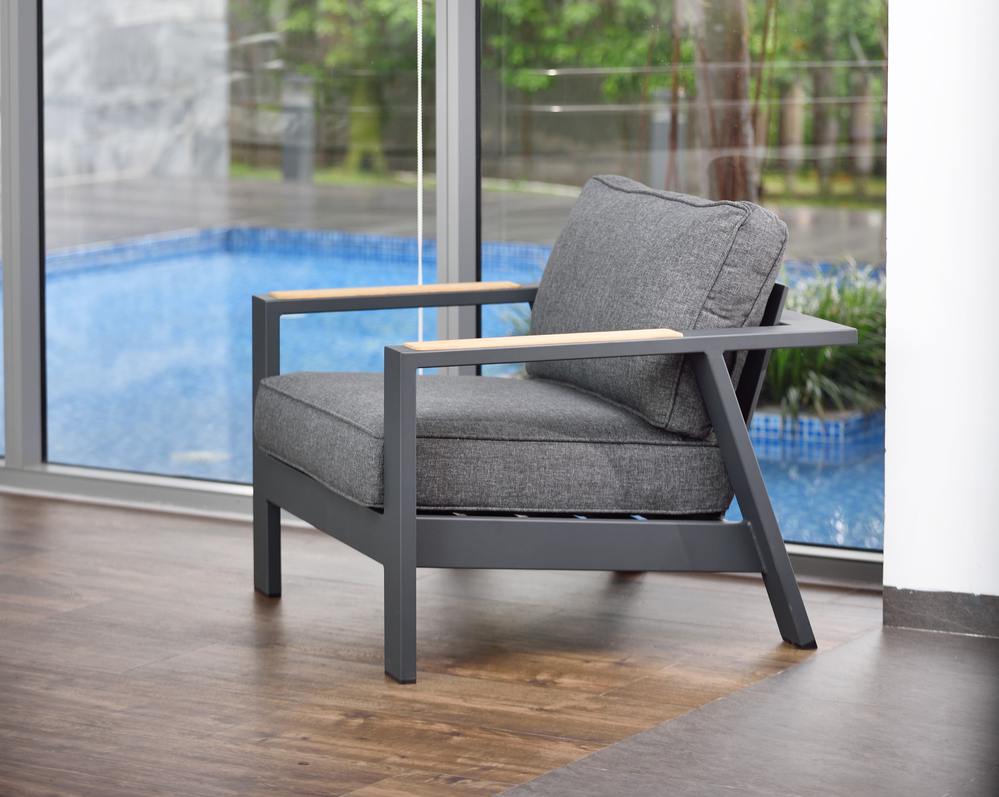 Palau Sofa Arm Chair – Terrazza